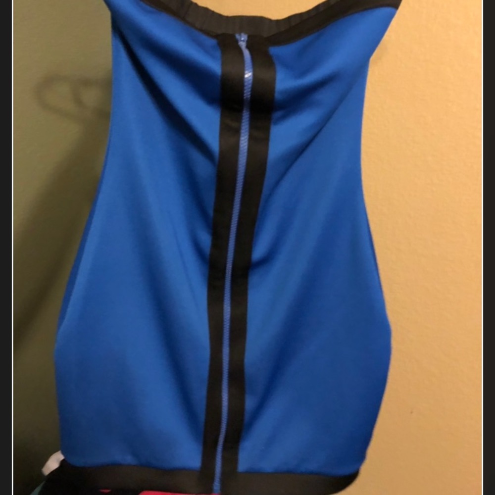 Mini blue strapless dress